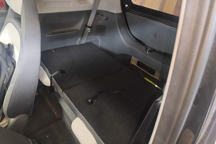 Used Geely Galaxy Panda 2025 210km Panda Kart Left Rear Seat