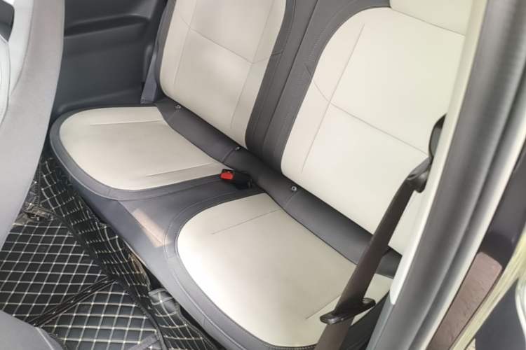 Used Geely Galaxy Panda 2025 210km Panda Kart Left Rear Seat