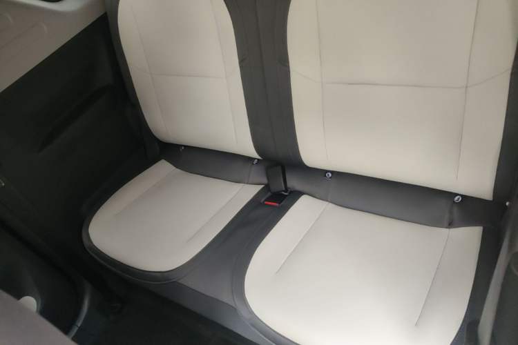Used Geely Galaxy Panda 2025 210km Panda Kart Left Rear Seat