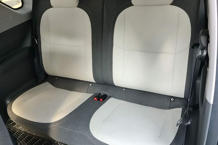Used Geely Galaxy Panda 2025 210km Panda Kart Left Rear Seat