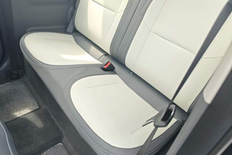 Used Geely Galaxy Panda 2025 210km Panda Kart Left Rear Seat