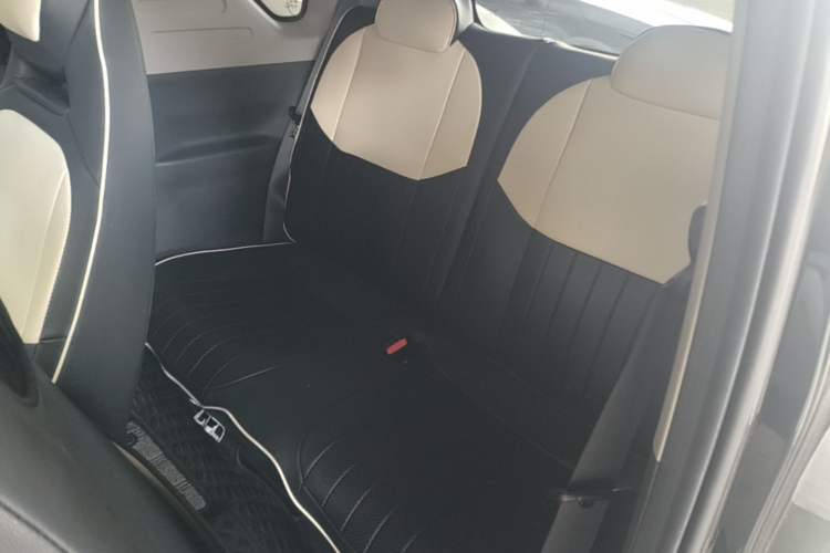 Used Geely Galaxy Panda 2025 210km Panda Kart Left Rear Seat