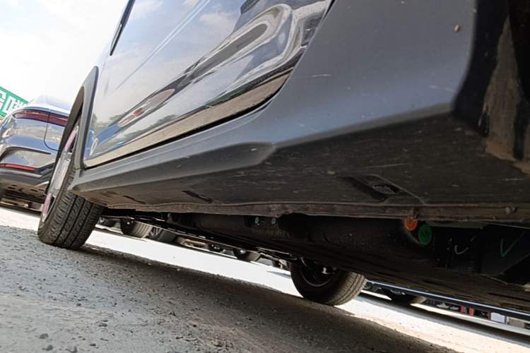 Used Geely Galaxy Panda 2025 210km Panda Kart Left Side Sill