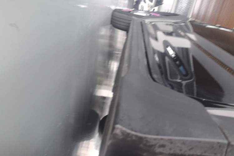 Used Geely Galaxy Panda 2025 210km Panda Kart Left Side Sill