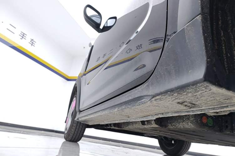 Used Geely Galaxy Panda 2025 210km Panda Kart Left Side Sill