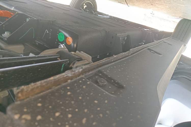 Used Geely Galaxy Panda 2025 210km Panda Kart Left Side Sill