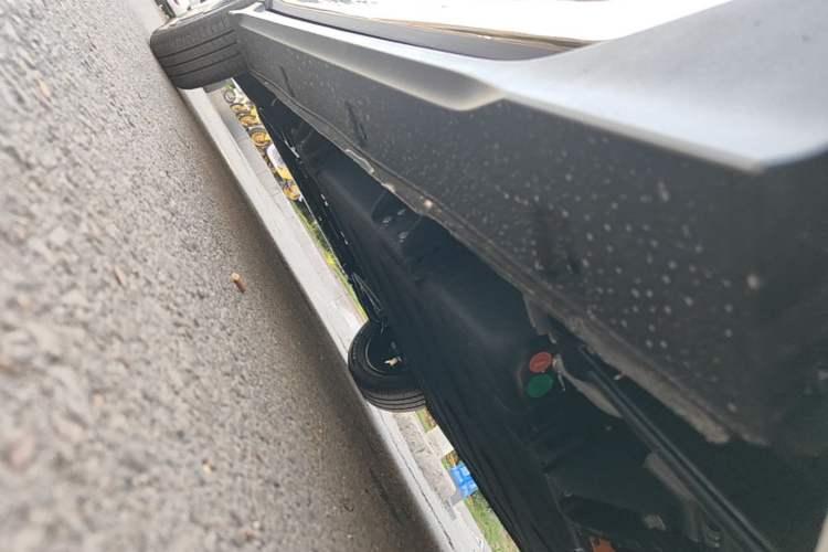 Used Geely Galaxy Panda 2025 210km Panda Kart Left Side Sill
