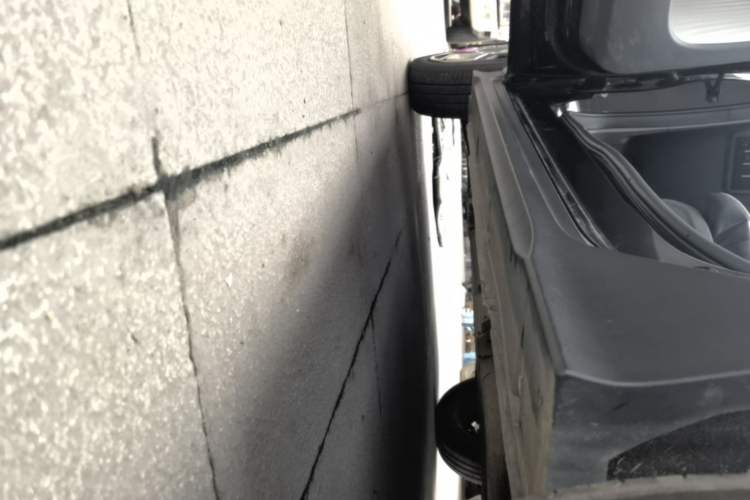 Used Geely Galaxy Panda 2025 210km Panda Kart Left Side Sill