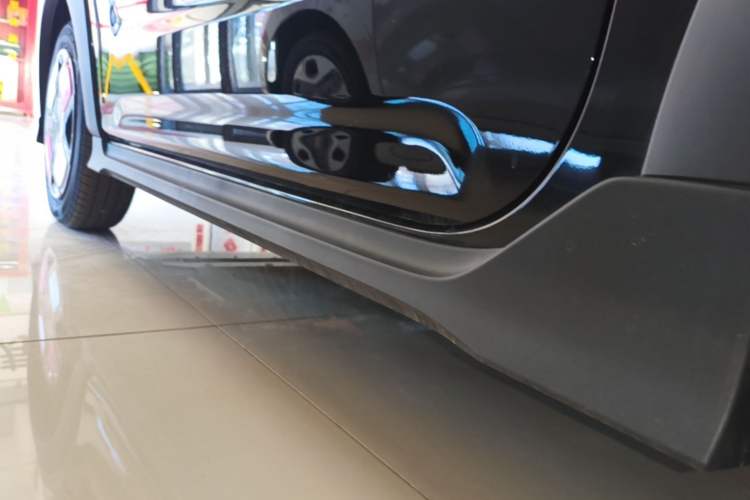Used Geely Galaxy Panda 2025 210km Panda Kart Left Side Sill