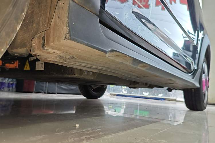 Used Geely Galaxy Panda 2025 210km Panda Kart Left Side Sill