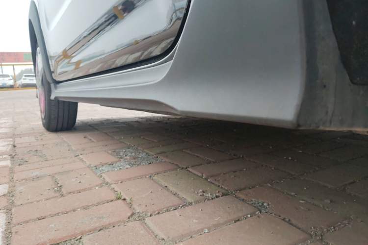 Used Geely Galaxy Panda 2025 210km Panda Kart Left Side Sill