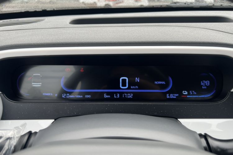 Used Geely Galaxy Panda 2025 210km Panda Kart Odometer Close Up