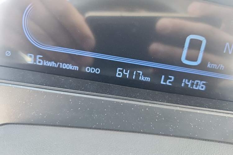 Used Geely Galaxy Panda 2025 210km Panda Kart Odometer Close Up