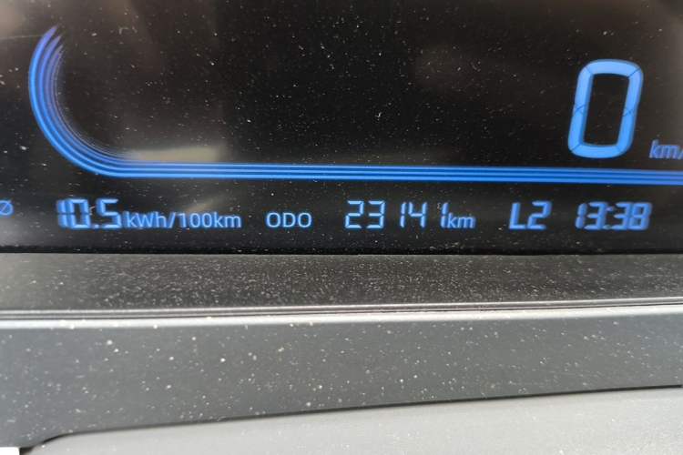 Used Geely Galaxy Panda 2025 210km Panda Kart Odometer Close Up