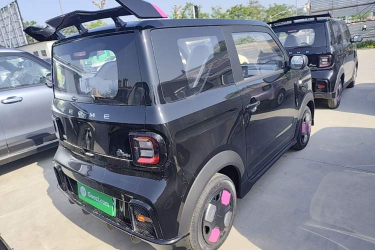 Used Geely Galaxy Panda 2025 210km Panda Kart Rear Right 45 Deg