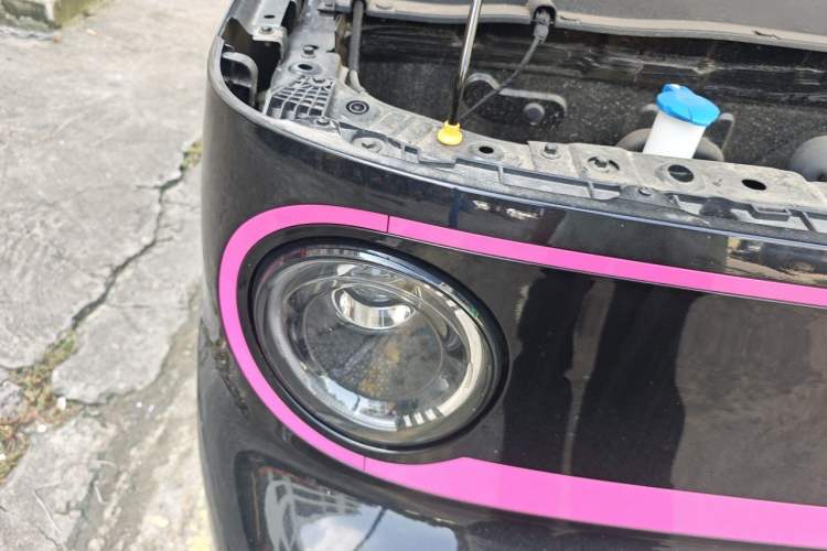 Used Geely Galaxy Panda 2025 210km Panda Kart Right Front Headlight
