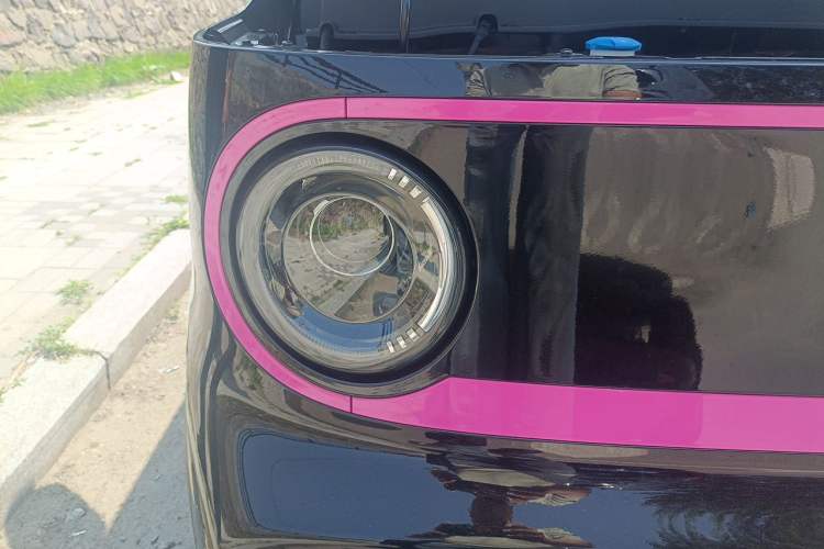 Used Geely Galaxy Panda 2025 210km Panda Kart Right Front Headlight