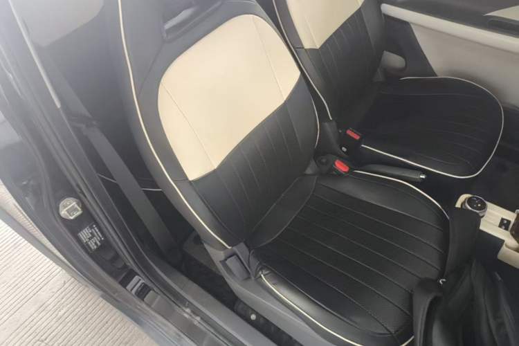 Used Geely Galaxy Panda 2025 210km Panda Kart Right Front Seat