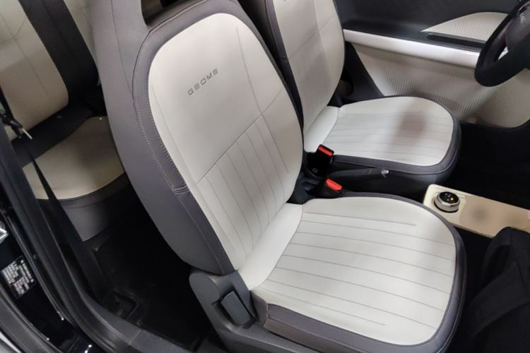 Used Geely Galaxy Panda 2025 210km Panda Kart Right Front Seat