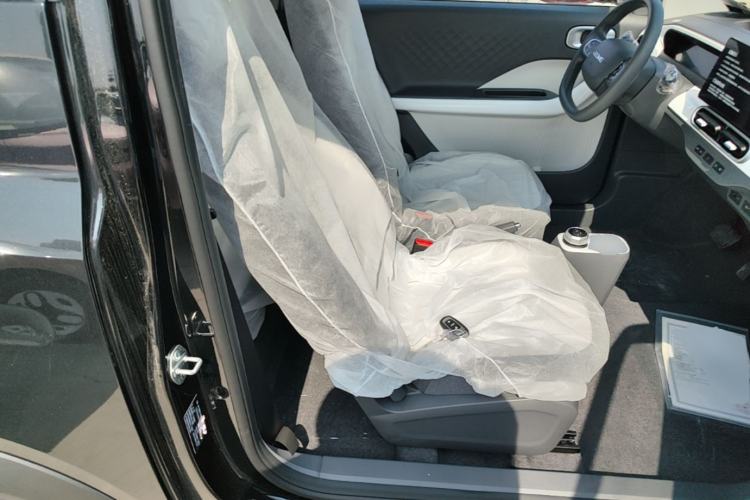 Used Geely Galaxy Panda 2025 210km Panda Kart Right Front Seat