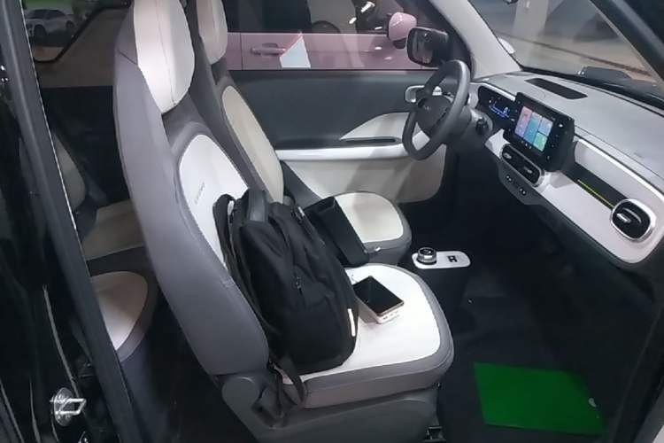 Used Geely Galaxy Panda 2025 210km Panda Kart Right Front Seat