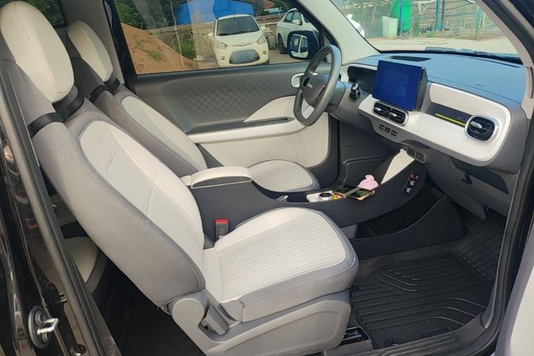 Used Geely Galaxy Panda 2025 210km Panda Kart Right Front Seat
