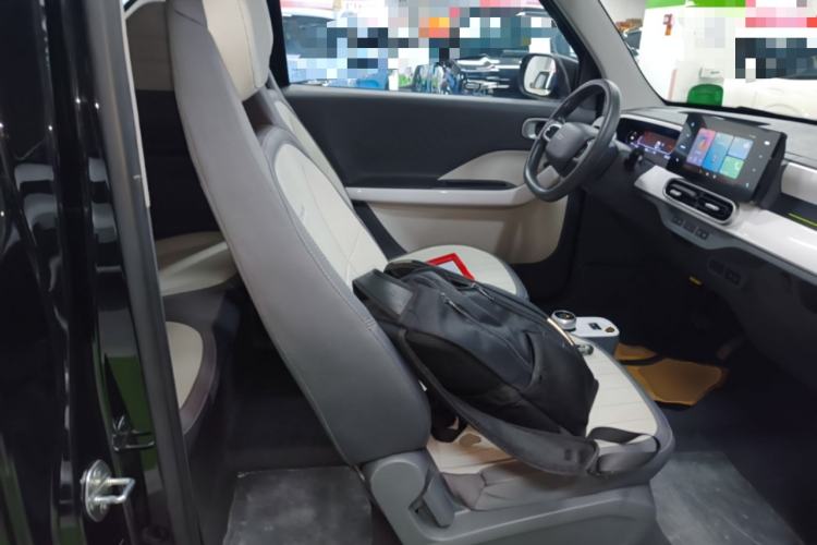 Used Geely Galaxy Panda 2025 210km Panda Kart Right Front Seat