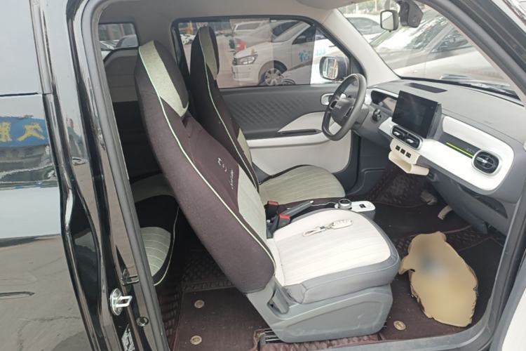 Used Geely Galaxy Panda 2025 210km Panda Kart Right Front Seat