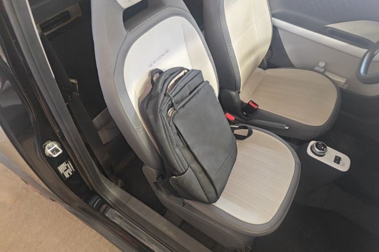 Used Geely Galaxy Panda 2025 210km Panda Kart Right Front Seat