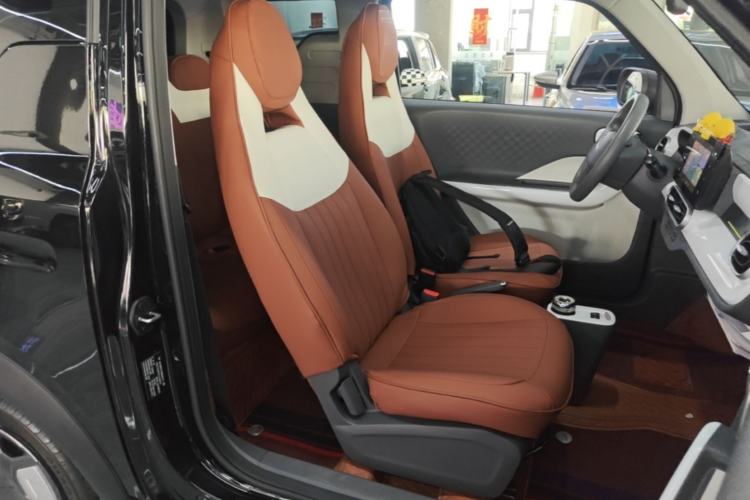 Used Geely Galaxy Panda 2025 210km Panda Kart Right Front Seat