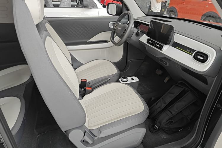 Used Geely Galaxy Panda 2025 210km Panda Kart Right Front Seat