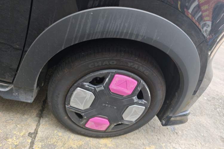 Used Geely Galaxy Panda 2025 210km Panda Kart Right Front Wheel Hub