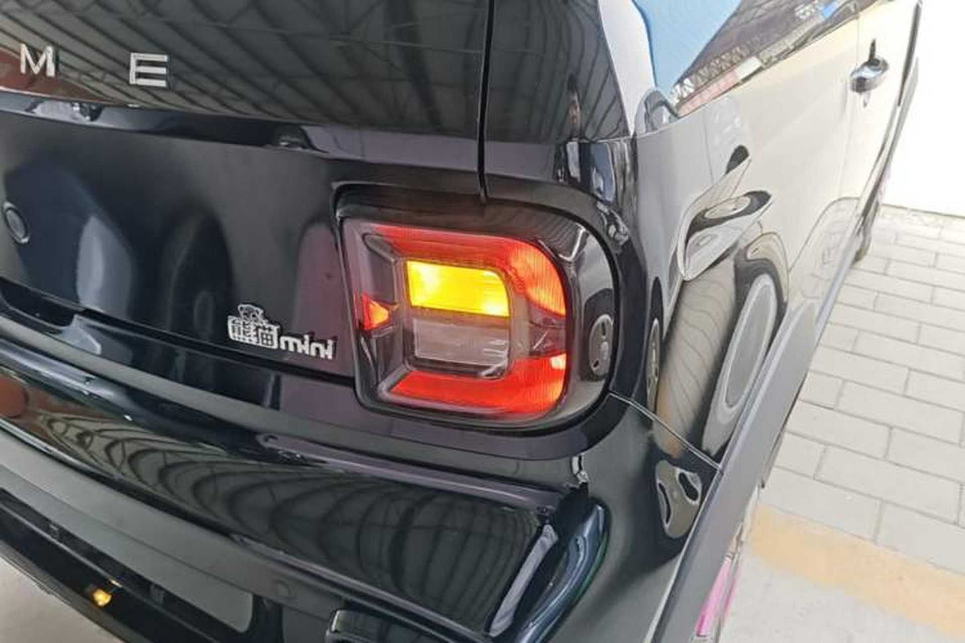 Used Geely Galaxy Panda 2025 210km Panda Kart Right Rear Taillight