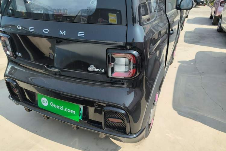 Used Geely Galaxy Panda 2025 210km Panda Kart Right Rear Taillight