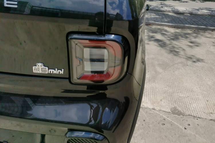 Used Geely Galaxy Panda 2025 210km Panda Kart Right Rear Taillight
