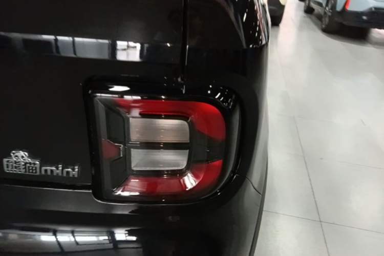 Used Geely Galaxy Panda 2025 210km Panda Kart Right Rear Taillight
