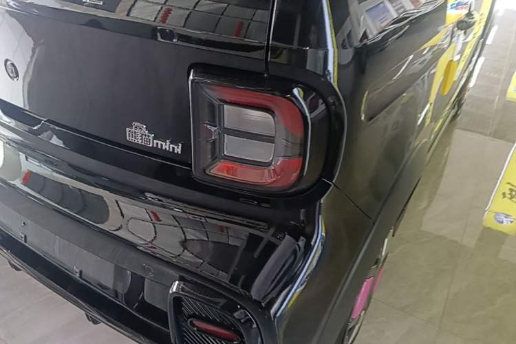 Used Geely Galaxy Panda 2025 210km Panda Kart Right Rear Taillight