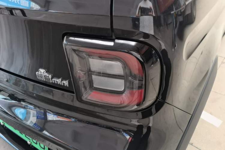 Used Geely Galaxy Panda 2025 210km Panda Kart Right Rear Taillight