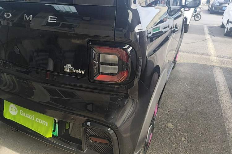 Used Geely Galaxy Panda 2025 210km Panda Kart Right Rear Taillight