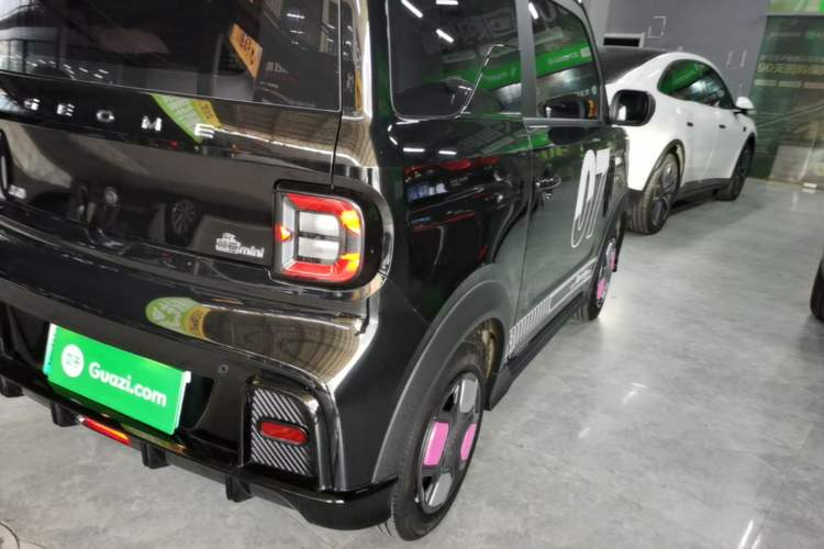 Used Geely Galaxy Panda 2025 210km Panda Kart Right Rear Taillight