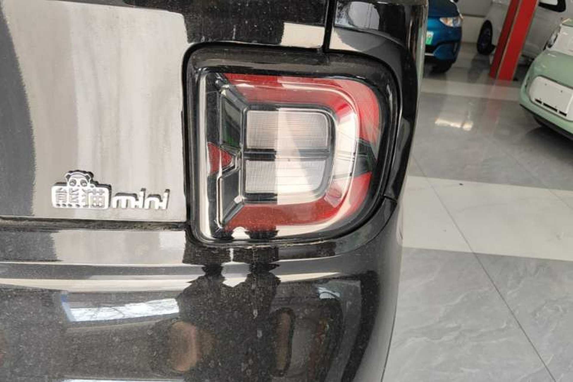 Used Geely Galaxy Panda 2025 210km Panda Kart Right Rear Taillight