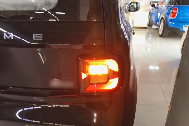 Used Geely Galaxy Panda 2025 210km Panda Kart Right Rear Taillight