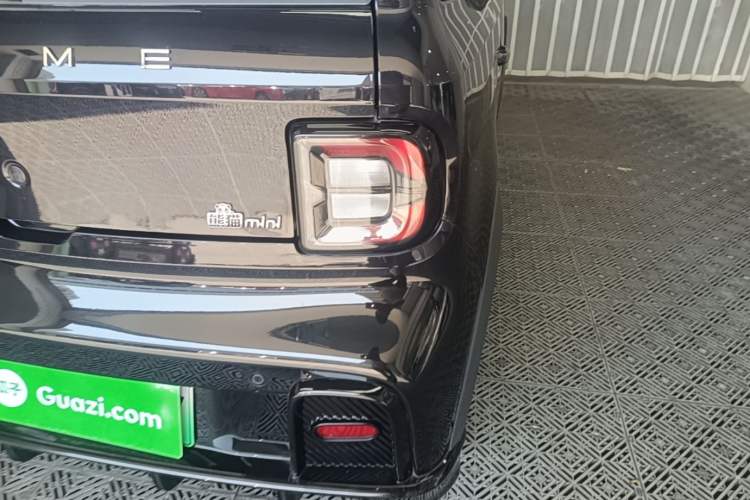 Used Geely Galaxy Panda 2025 210km Panda Kart Right Rear Taillight