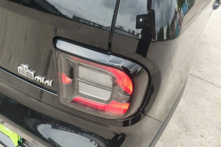 Used Geely Galaxy Panda 2025 210km Panda Kart Right Rear Taillight