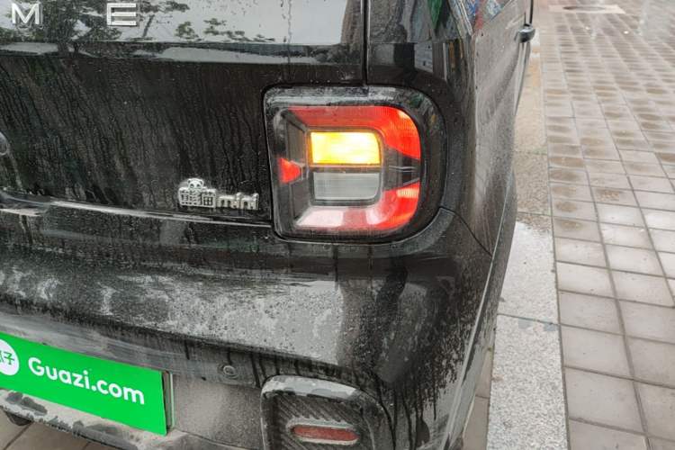 Used Geely Galaxy Panda 2025 210km Panda Kart Right Rear Taillight