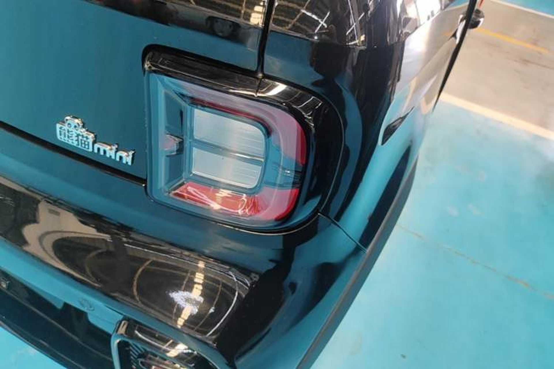 Used Geely Galaxy Panda 2025 210km Panda Kart Right Rear Taillight