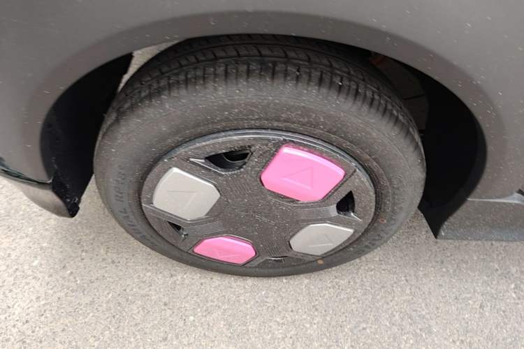 Used Geely Galaxy Panda 2025 210km Panda Kart Right Rear Wheel Hub