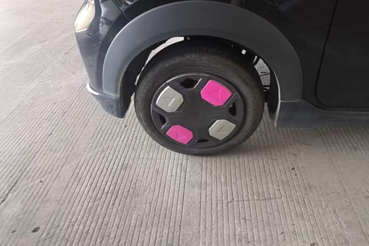 Used Geely Galaxy Panda 2025 210km Panda Kart Right Rear Wheel Hub