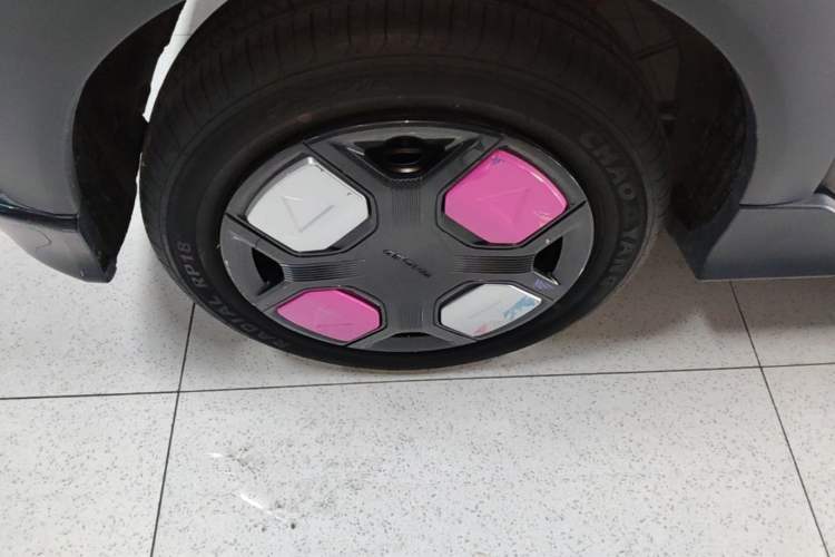 Used Geely Galaxy Panda 2025 210km Panda Kart Right Rear Wheel Hub