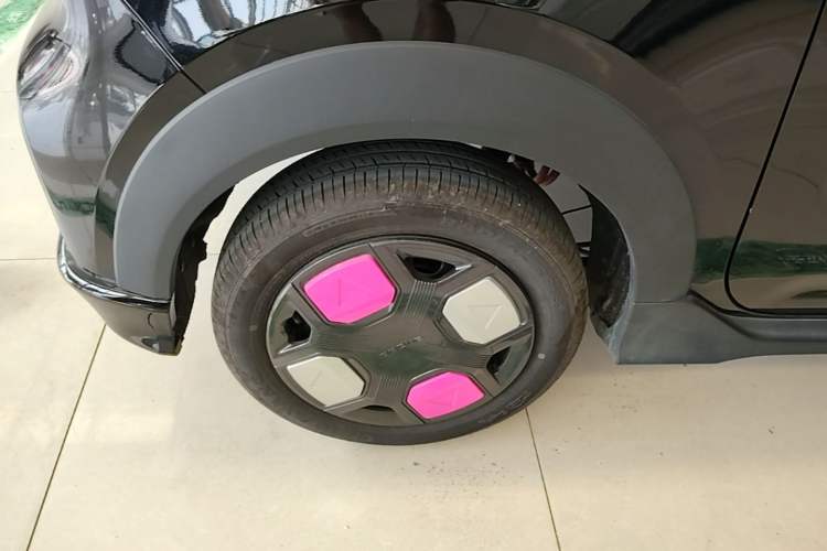 Used Geely Galaxy Panda 2025 210km Panda Kart Right Rear Wheel Hub